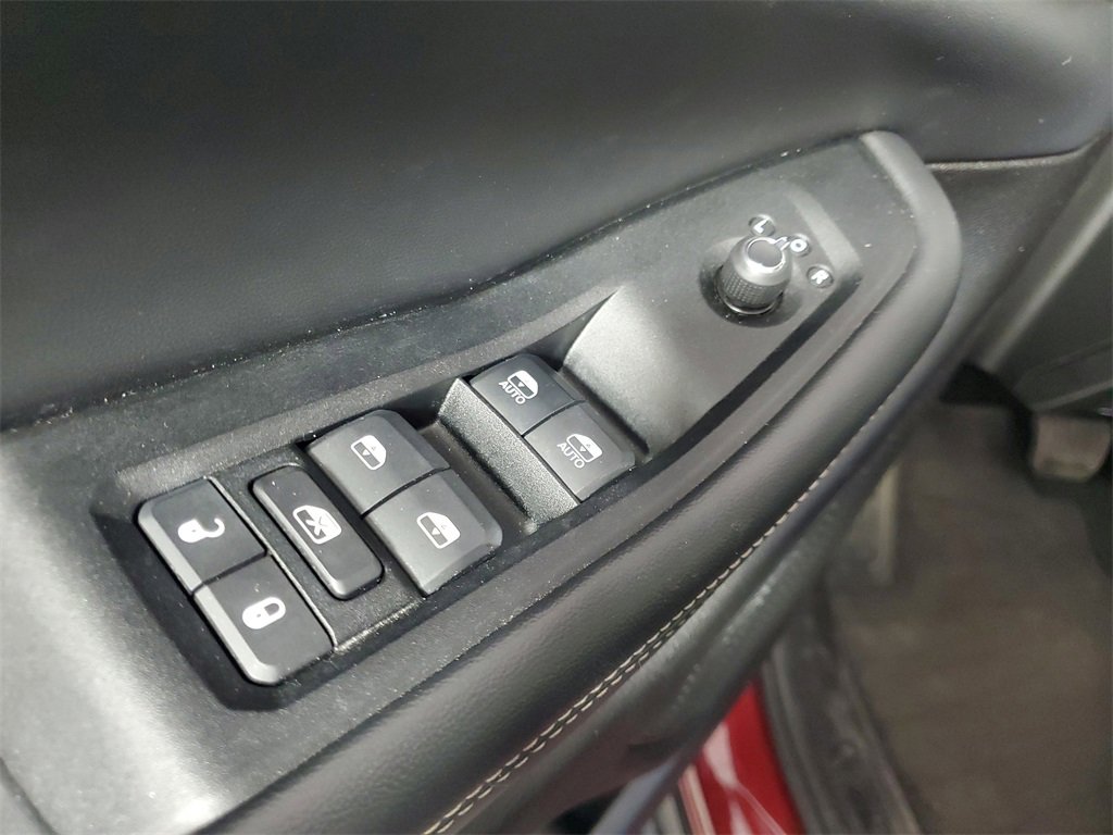 Used 2024 Jeep Grand Cherokee L Laredo image 16