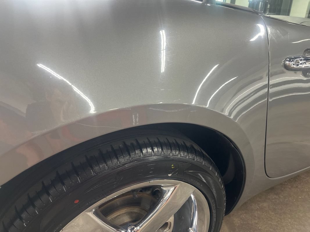 Used 2007 Pontiac Solstice Convertible w/ Premium Package RWD image 26