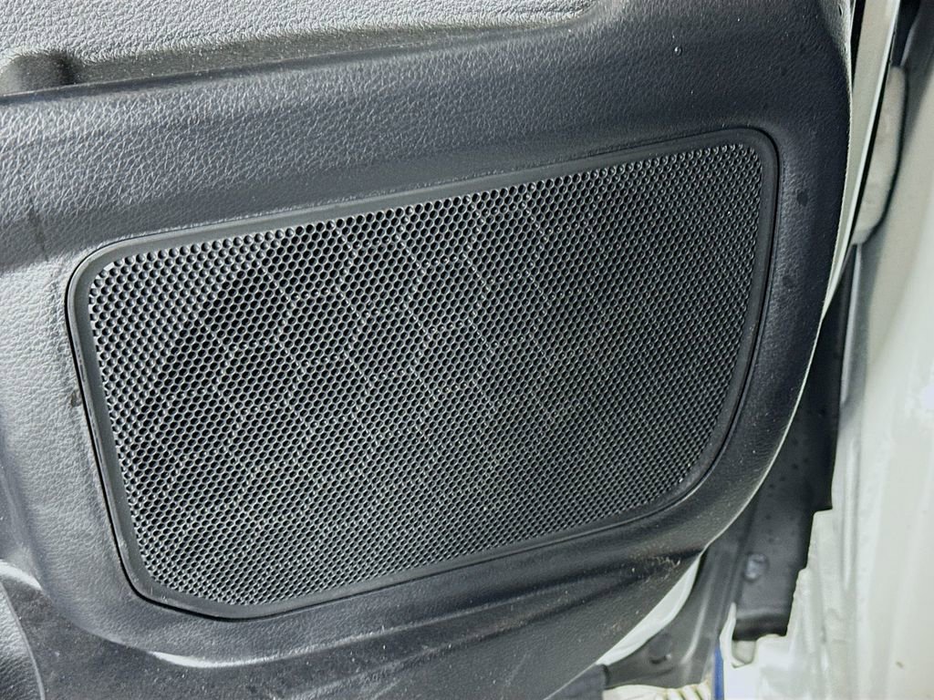 Used 2025 Toyota Sienna Platinum image 18