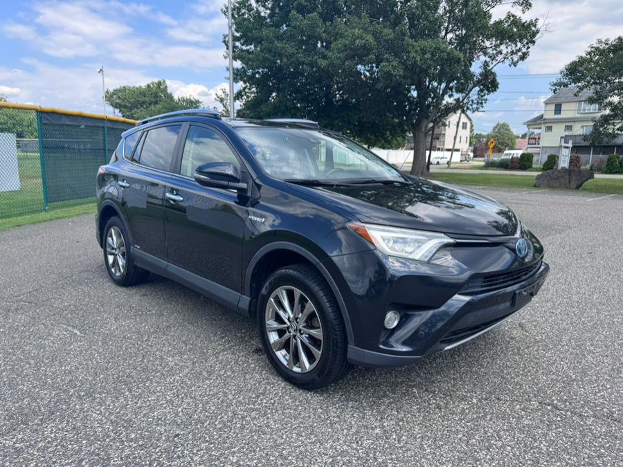 Used 2017 Toyota RAV4 Limited image 1