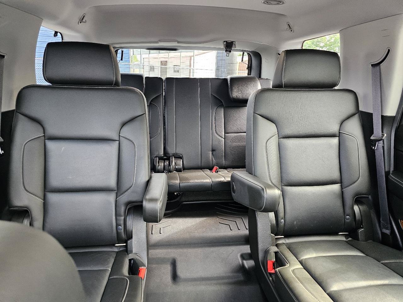 Used 2018 Chevrolet Tahoe Premier w/ RST 6.2L Performance Edition AWD/4WD image 27