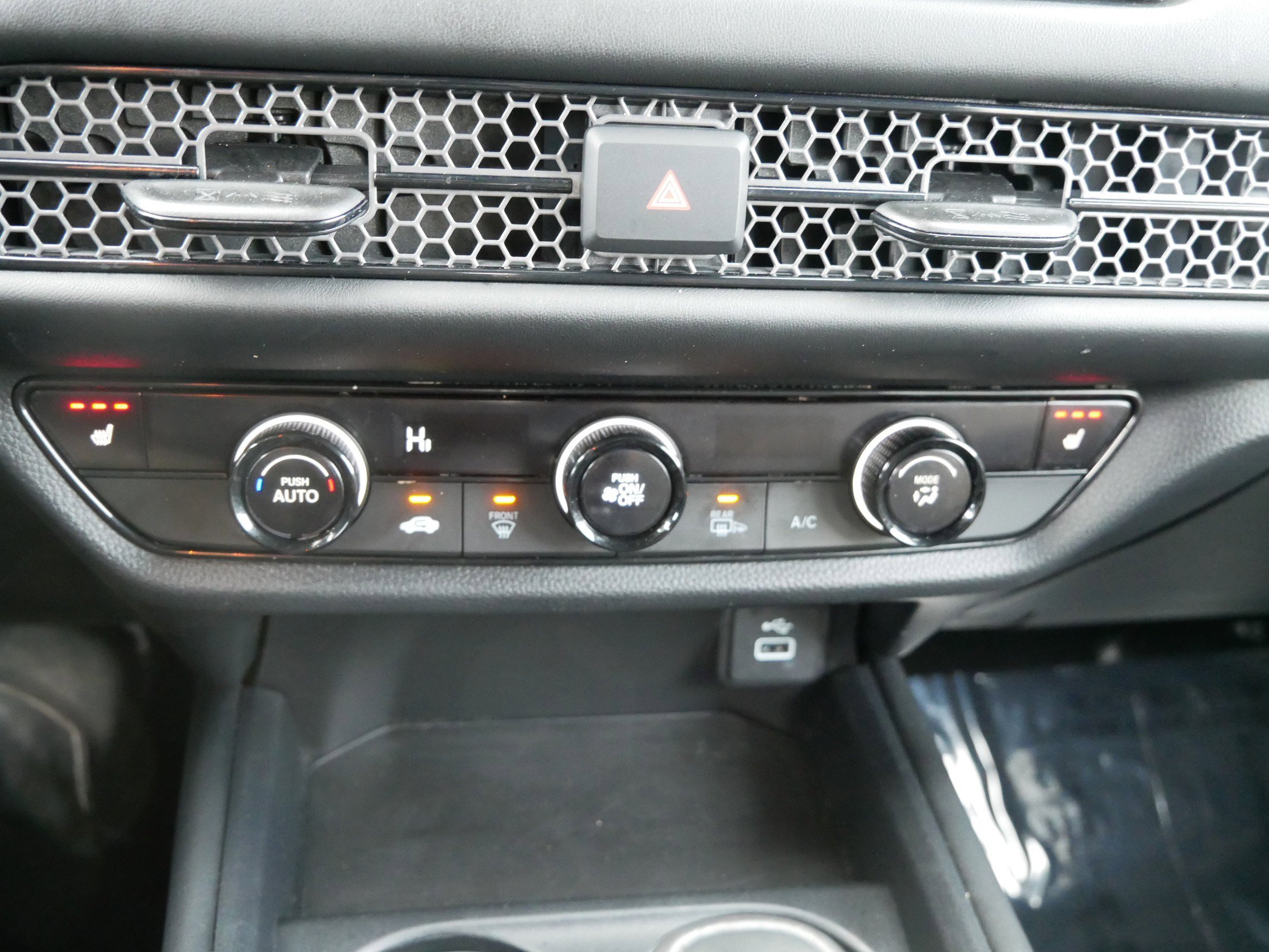 Certified 2024 Honda HR-V Sport image 24