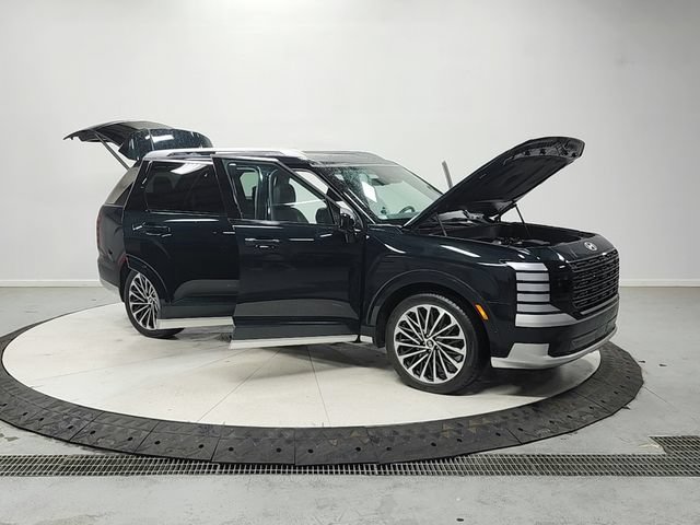 Used 2026 Hyundai Palisade Calligraphy FWD image 10