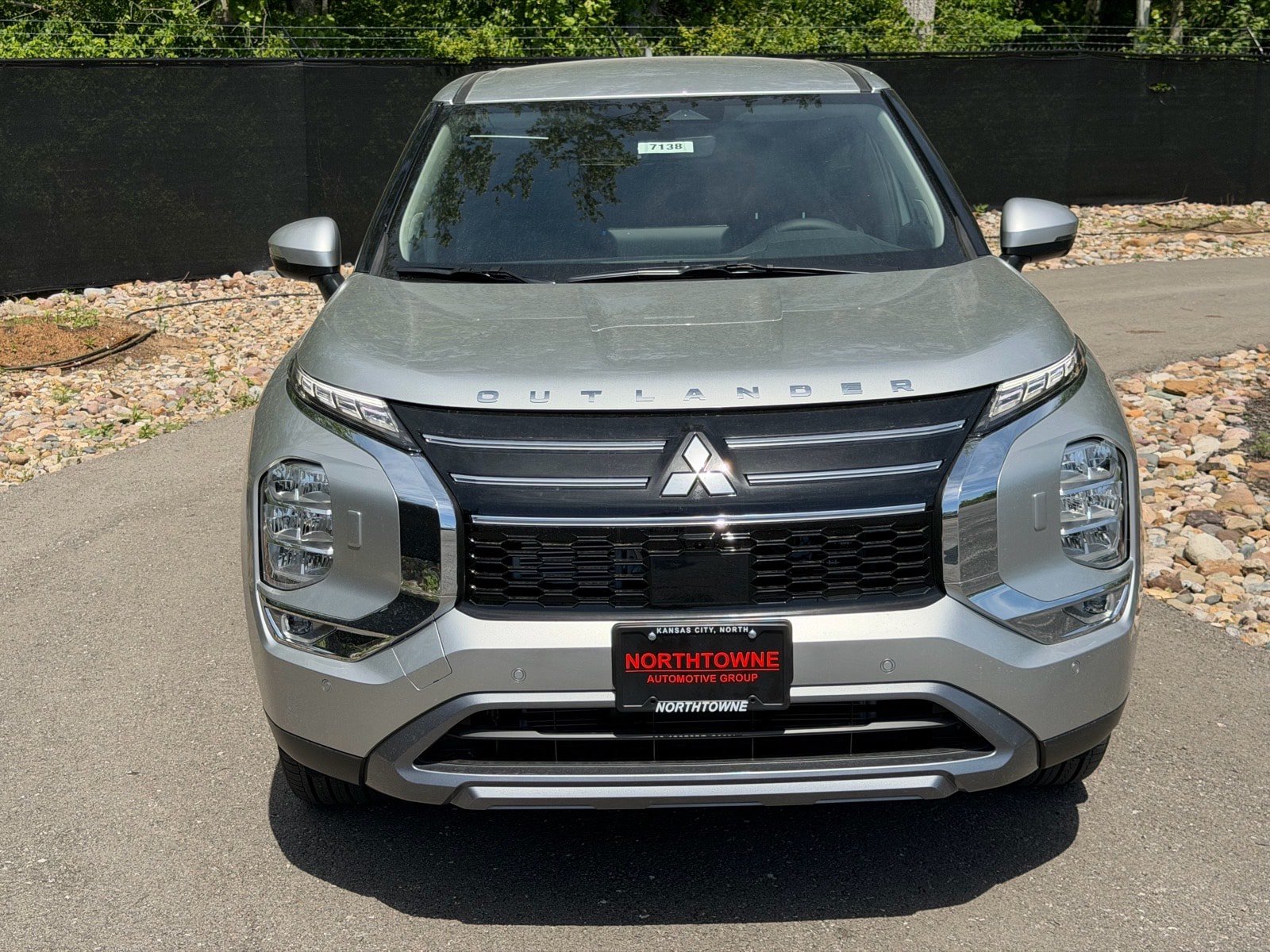 New 2026 Mitsubishi Outlander SE AWD/4WD image 8