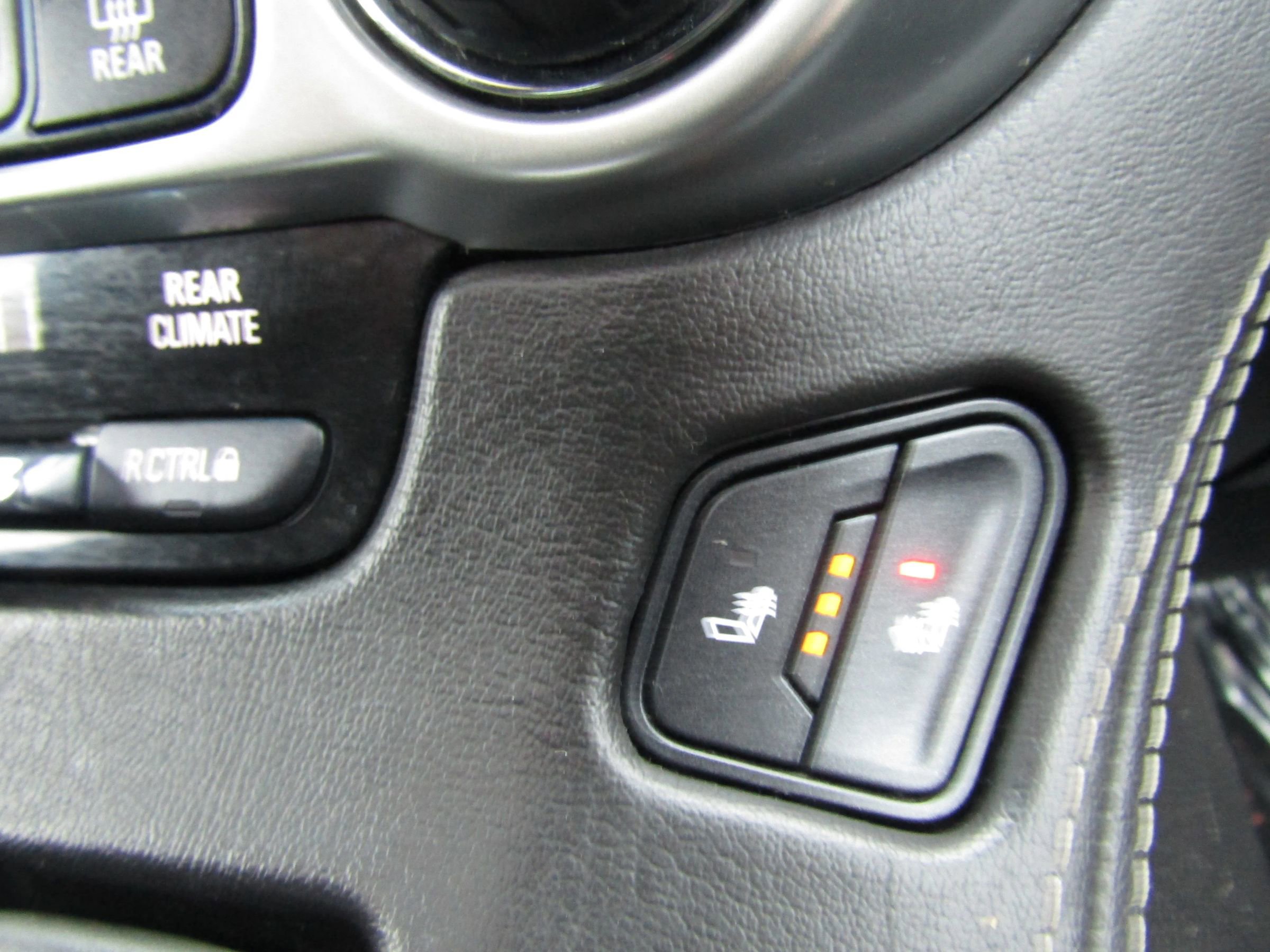 Used 2016 Chevrolet Tahoe LT image 34