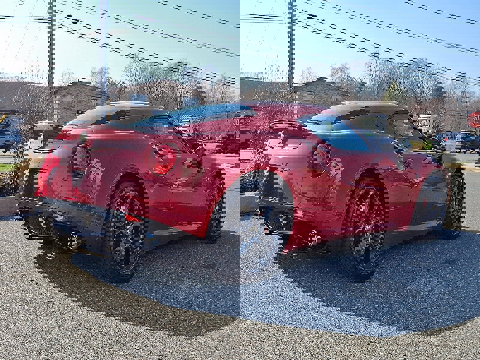 Used 2015 Alfa Romeo 4C Launch Edition w/ Convenience Group image 5