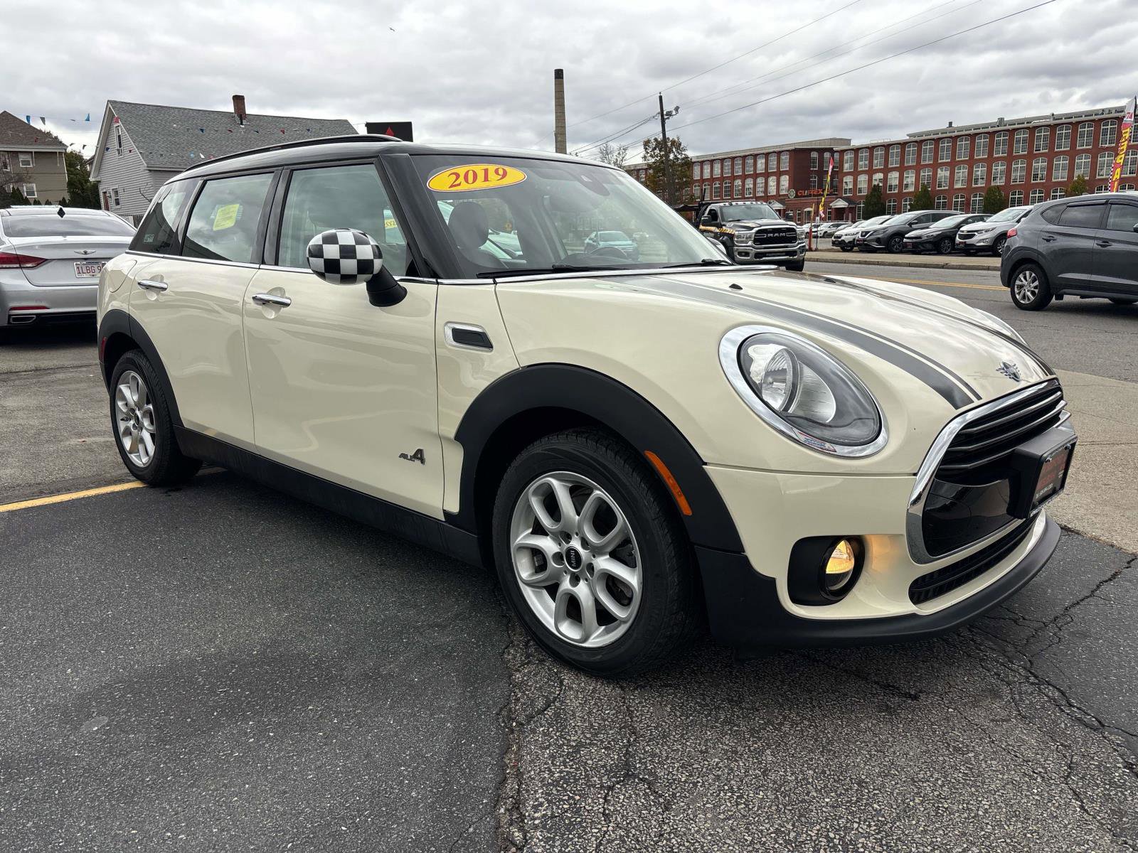 Used 2019 MINI Cooper Clubman ALL4 image 3
