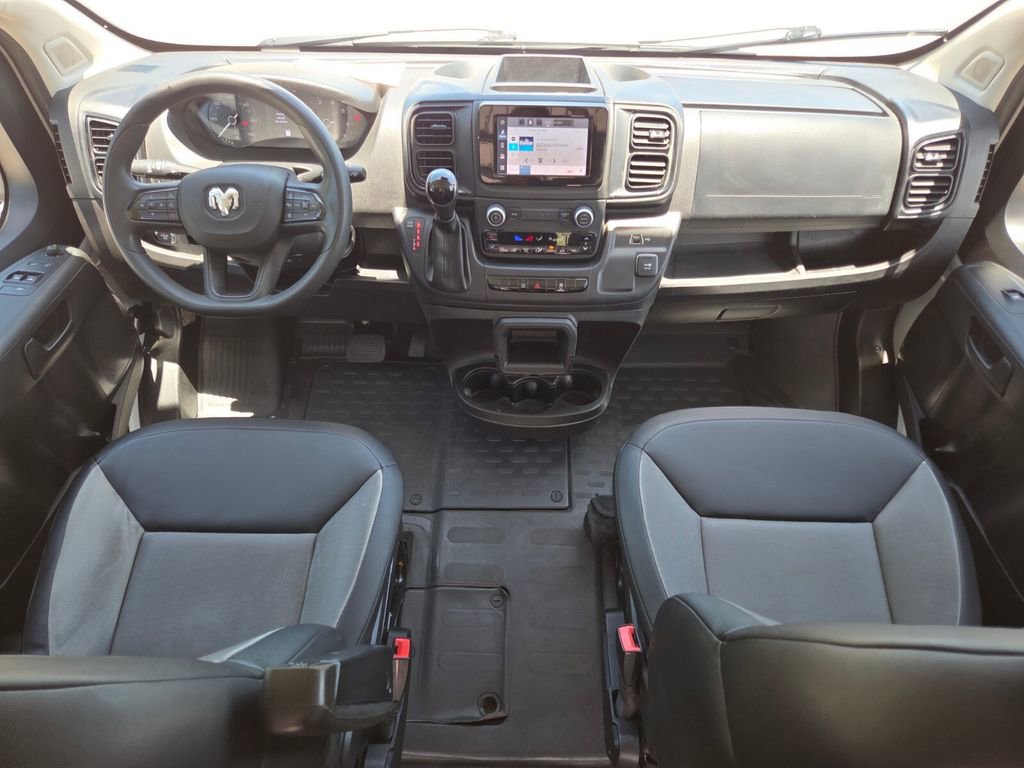 Used 2024 RAM ProMaster 2500 w/ Convenience Group FWD image 23