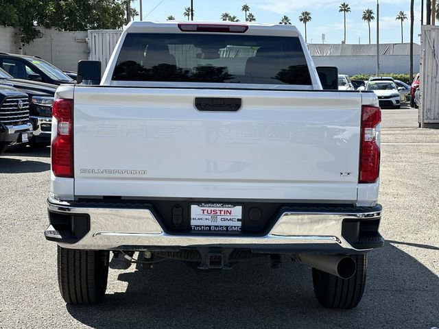 Used 2025 Chevrolet Silverado 3500 LT w/ Convenience Package image 5