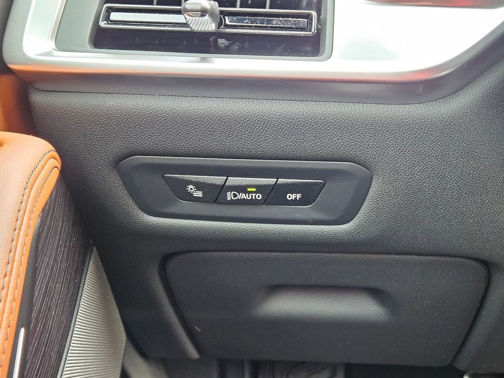 New 2026 BMW X5 xDrive40i w/ M Sport Package image 19