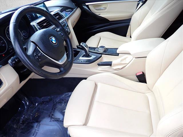 Used 2017 BMW 330i xDrive Sedan AWD/4WD image 9