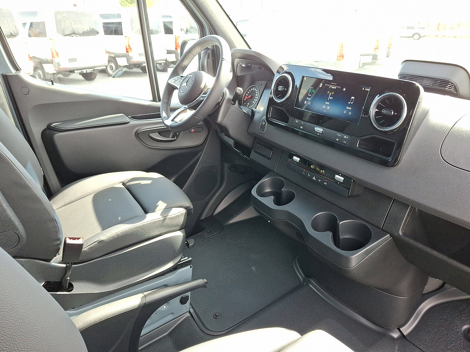 New 2026 Mercedes-Benz Sprinter 2500 image 10
