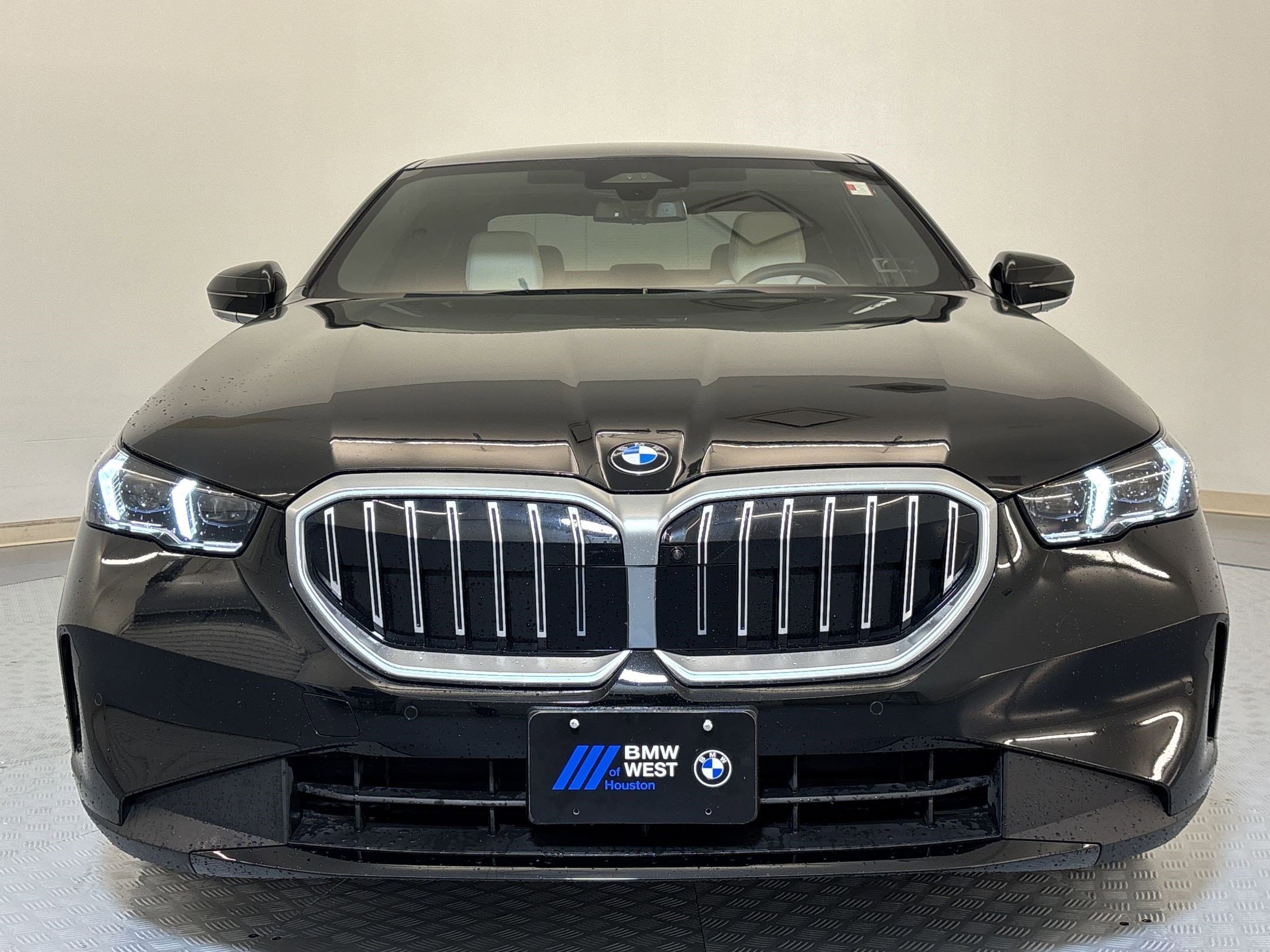 Certified 2024 BMW 540i xDrive w/ Executive Package AWD/4WD image 6