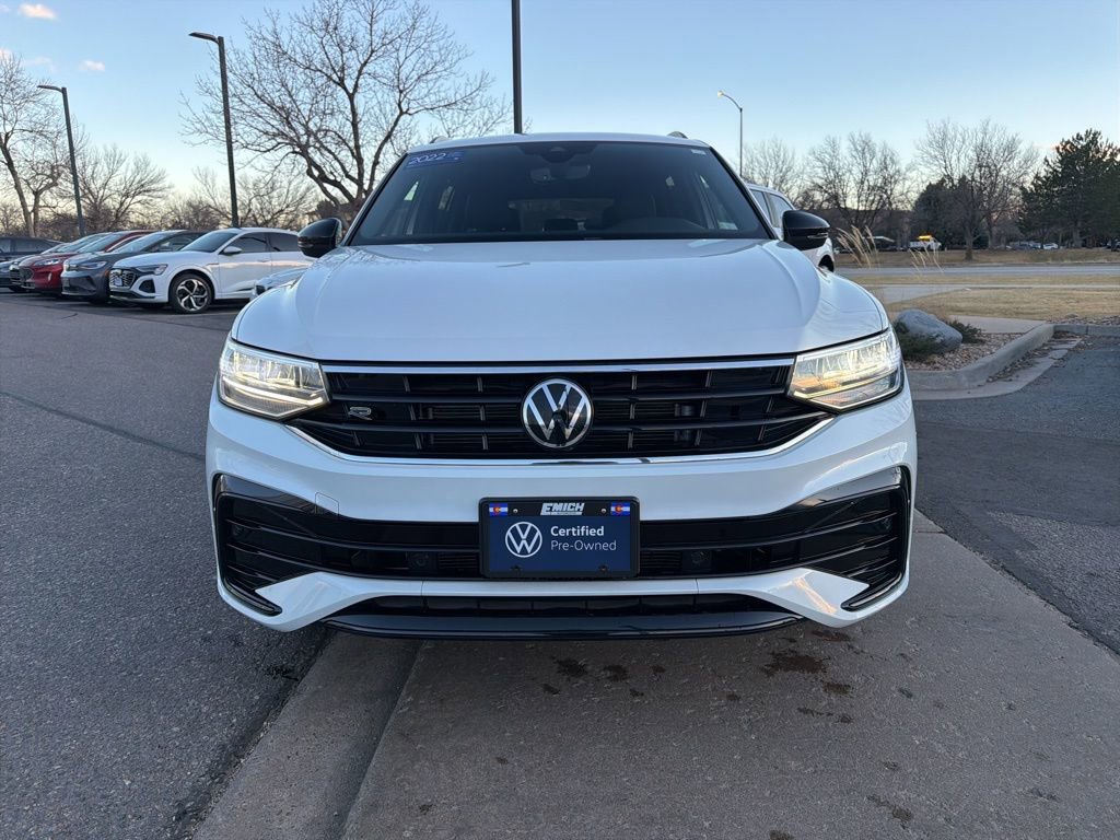 Certified 2022 Volkswagen Tiguan SE R-Line image 9