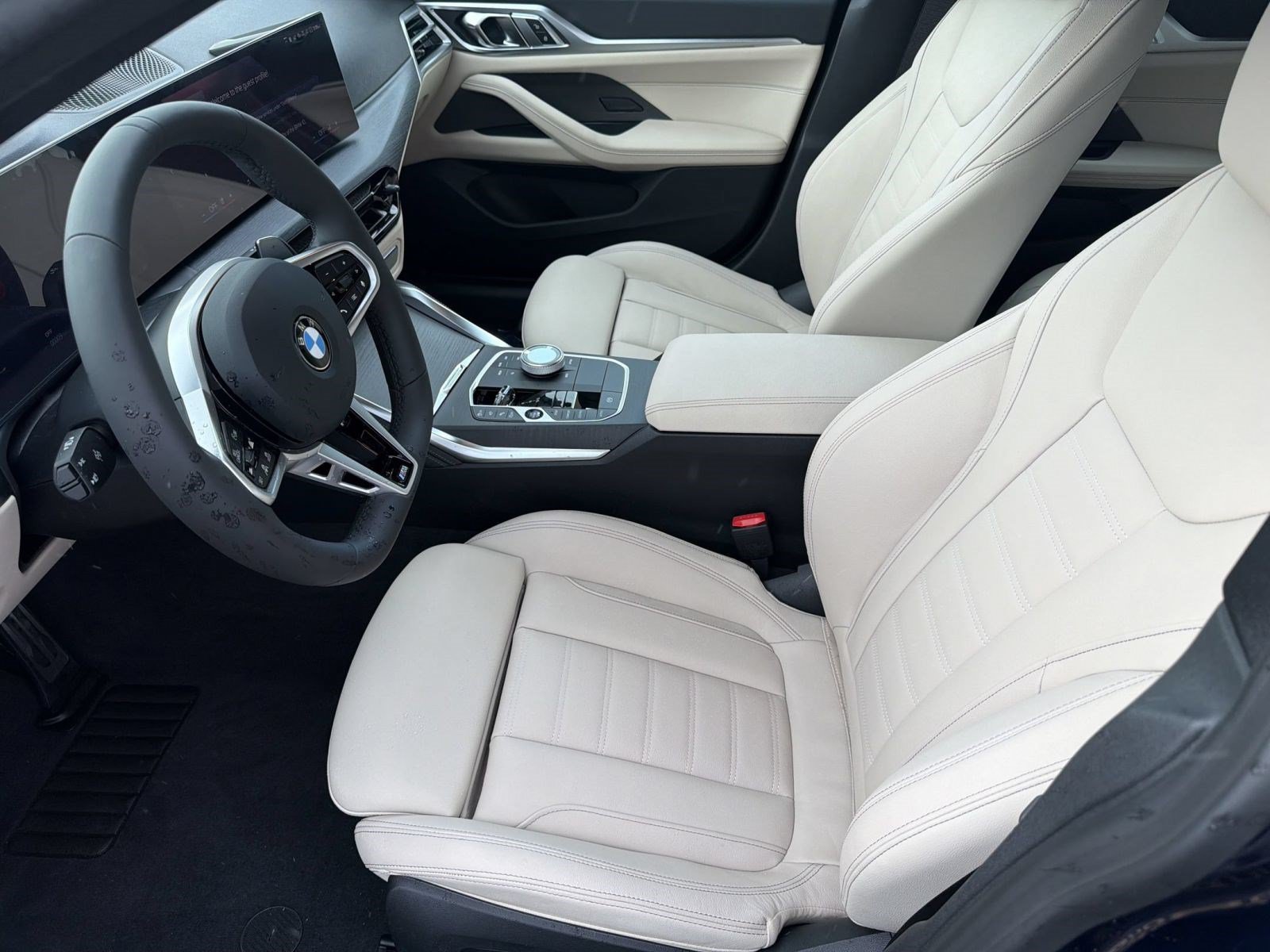 New 2026 BMW 430i xDrive w/ M Sport Package AWD/4WD image 5