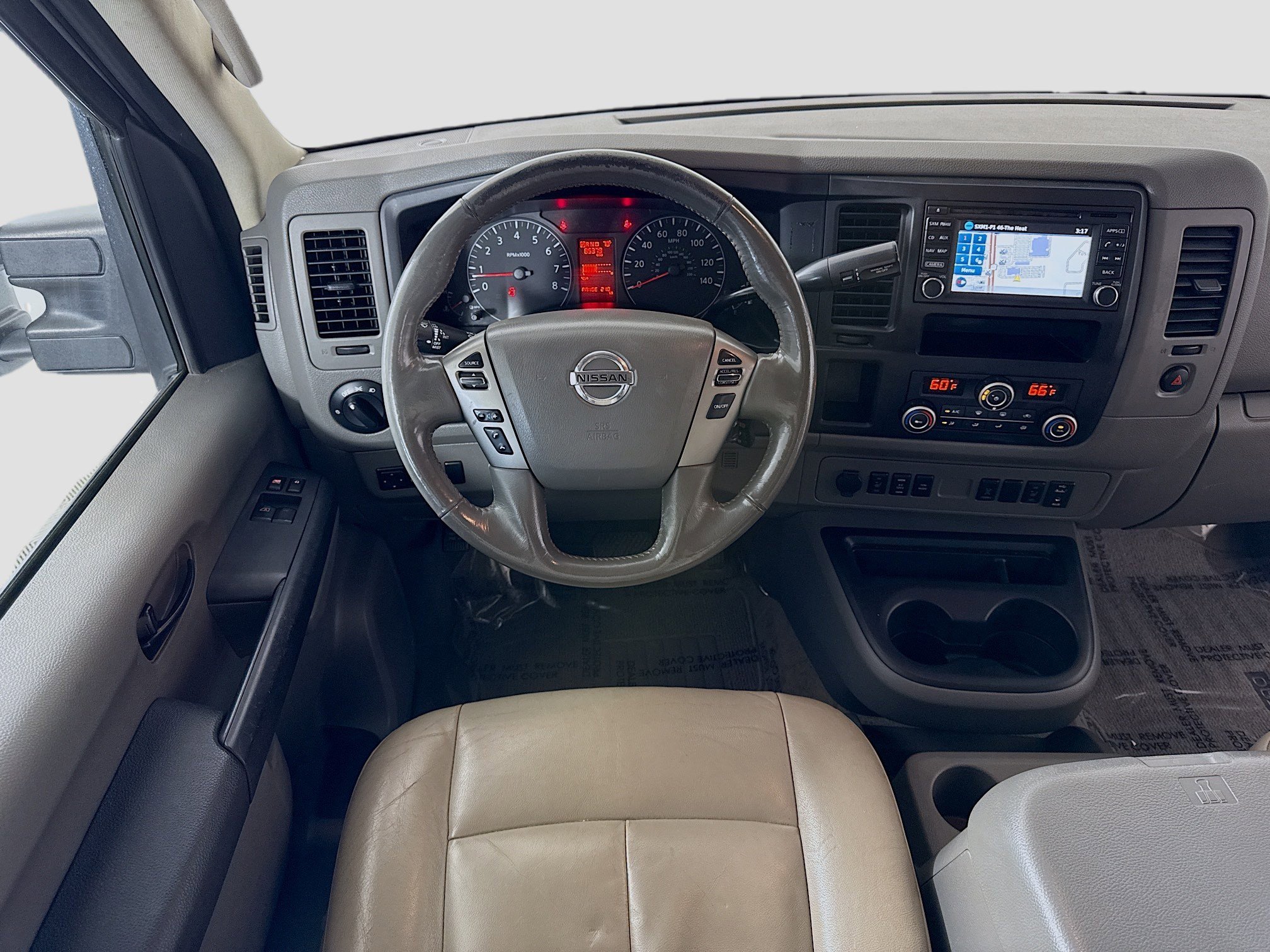 Used 2018 Nissan NV 3500 SL image 17