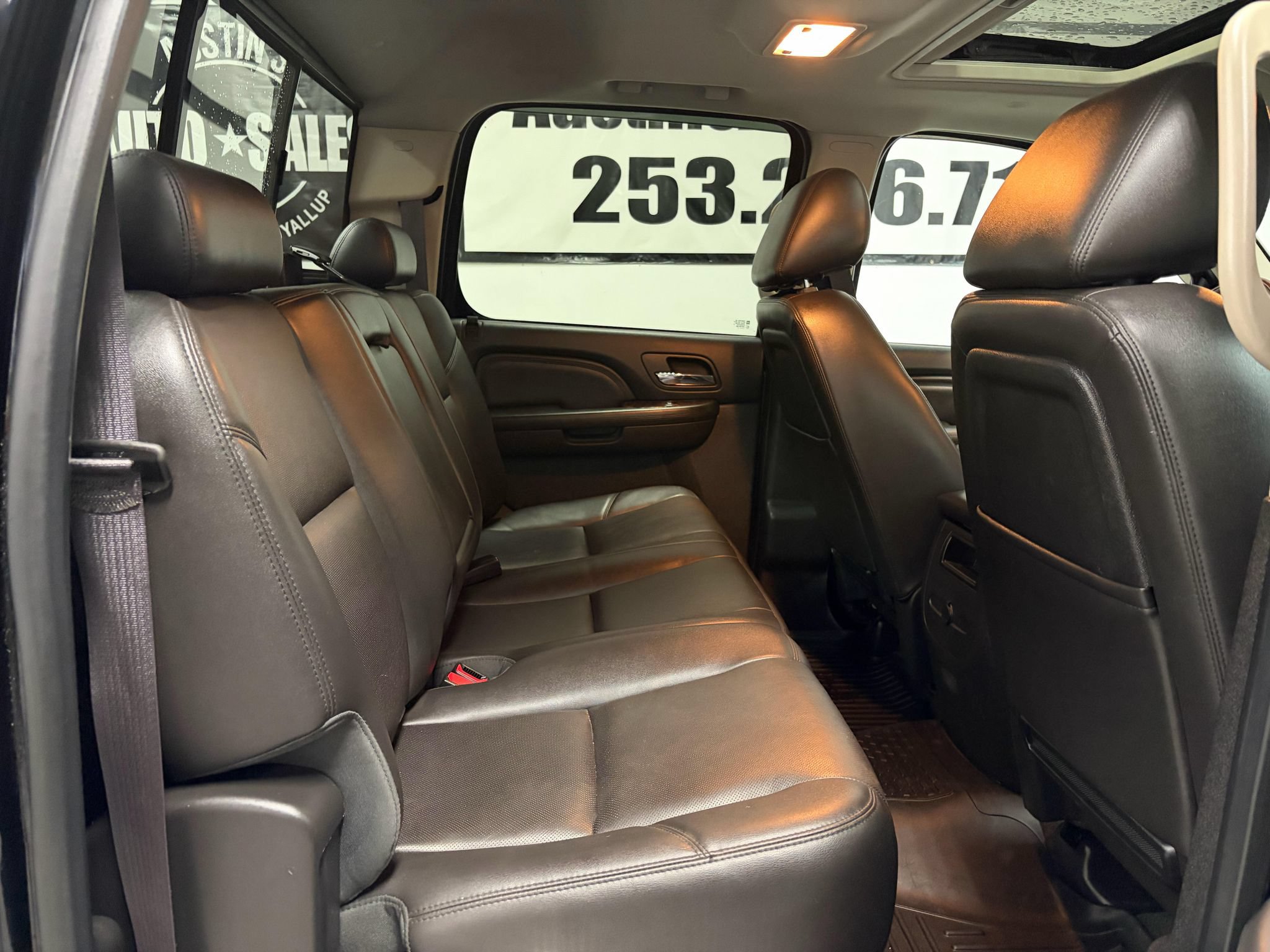 Used 2013 GMC Sierra 3500 Denali AWD/4WD image 22