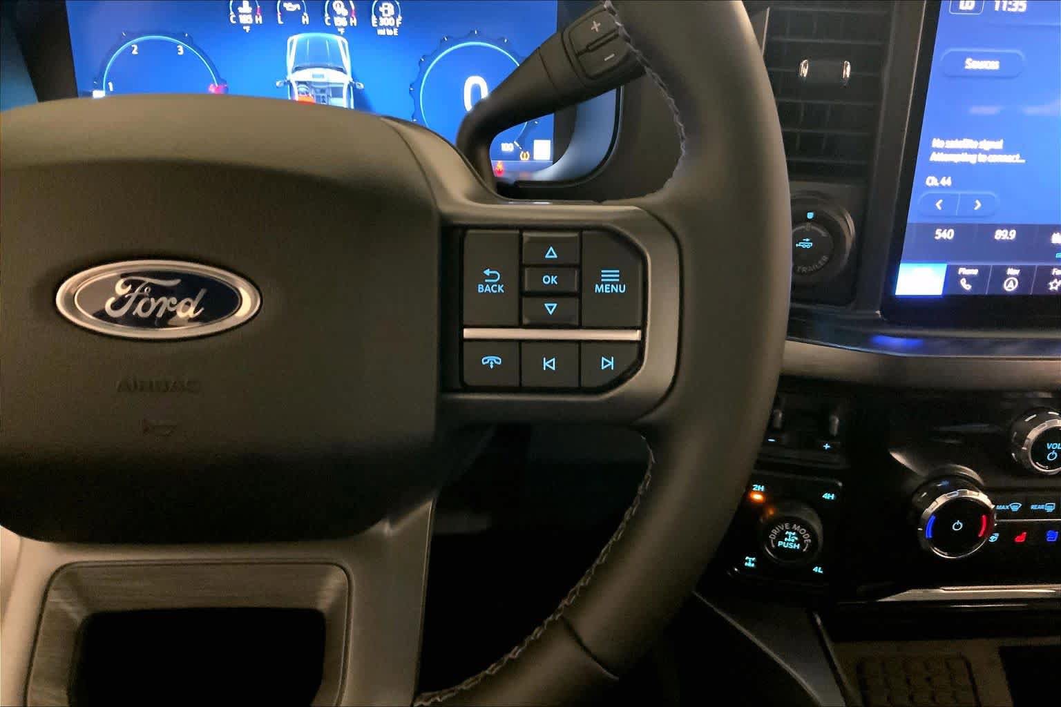 Used 2026 Ford F350 Lariat w/ Tremor Off-Road Package AWD/4WD image 24
