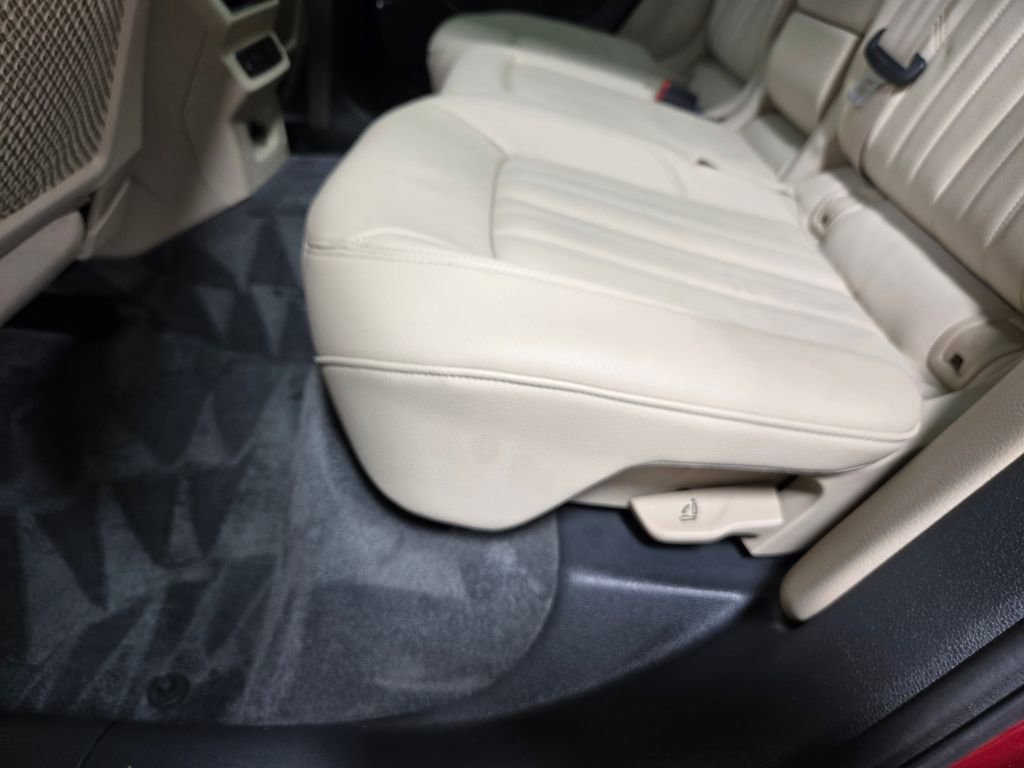 Used 2018 Audi Q5 2.0T Premium Plus w/ Premium Plus Package image 38