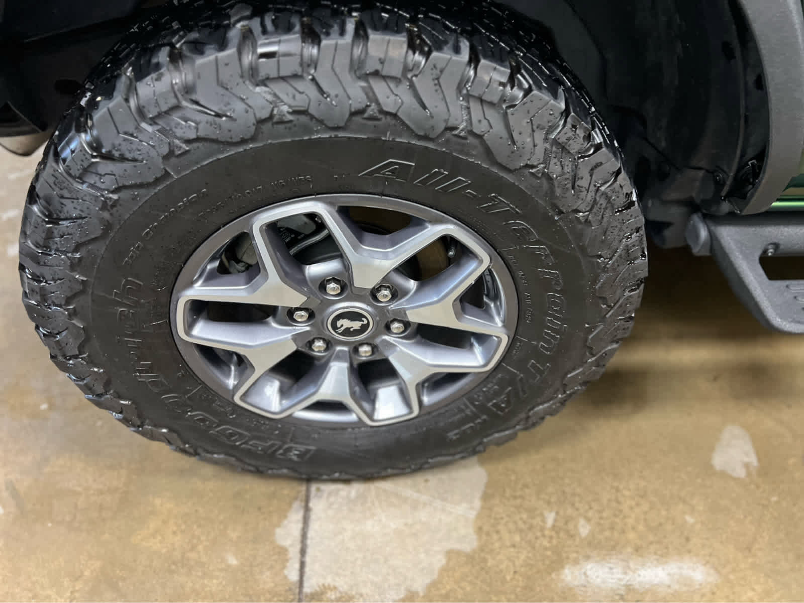 Used 2024 Ford Bronco Badlands image 10