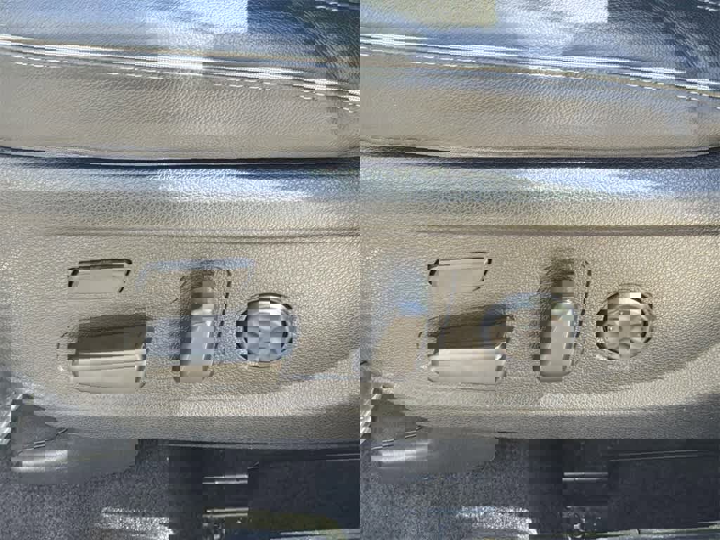 Used 2022 Hyundai Santa Fe Limited image 27