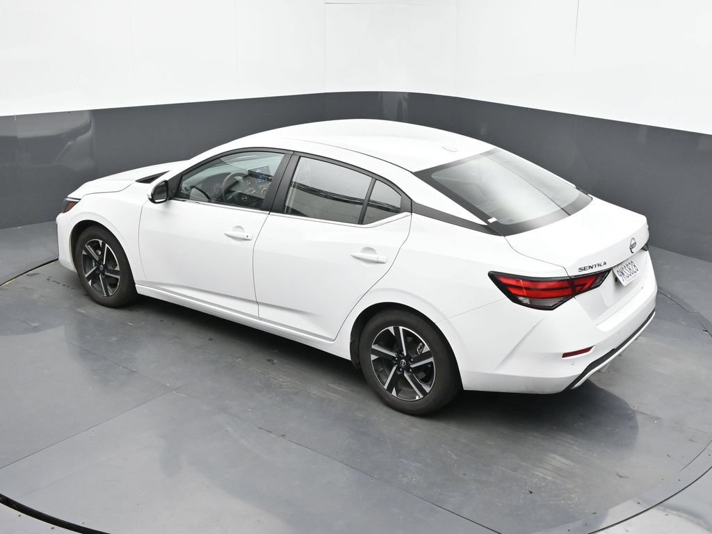 Used 2024 Nissan Sentra SV FWD image 19