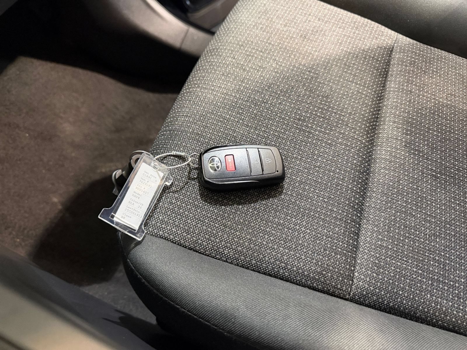 Used 2026 Toyota RAV4 LE AWD/4WD image 20