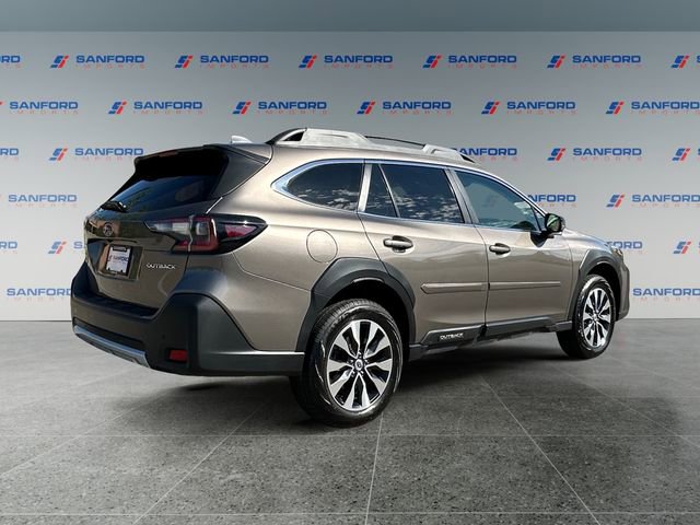 Used 2024 Subaru Outback Limited AWD/4WD image 5