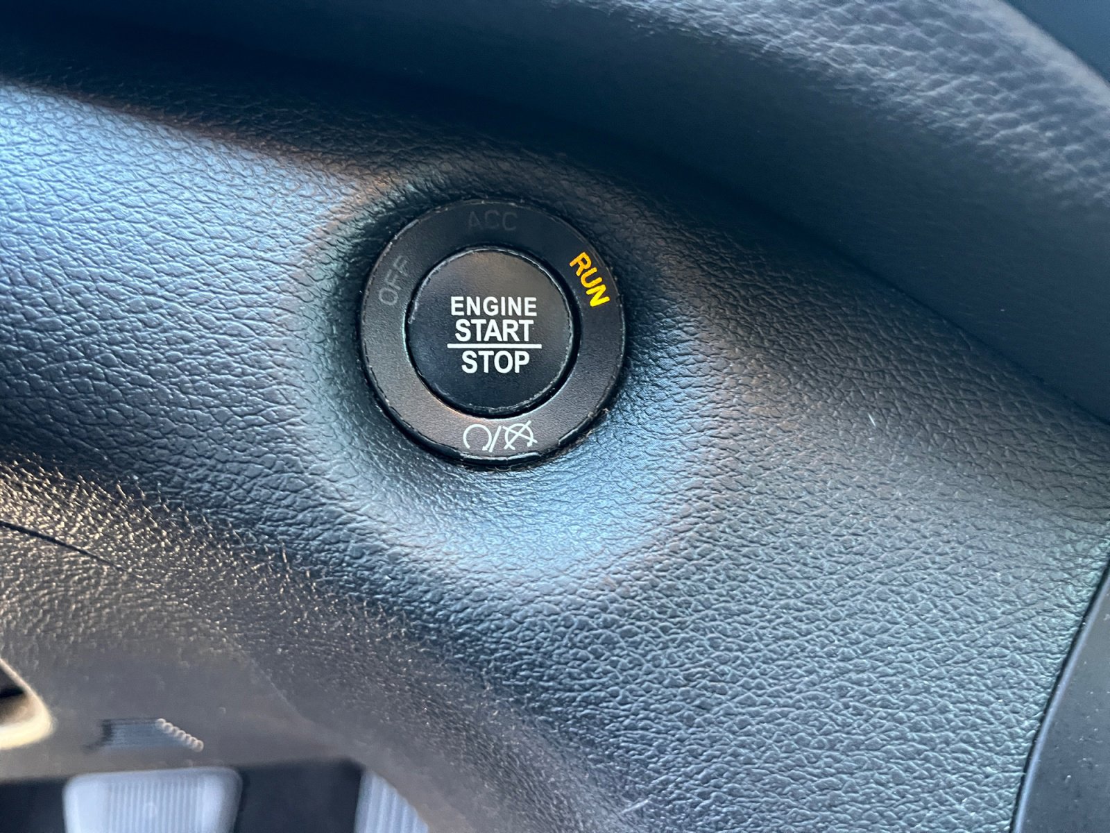 Used 2019 Jeep Cherokee Latitude Plus image 29