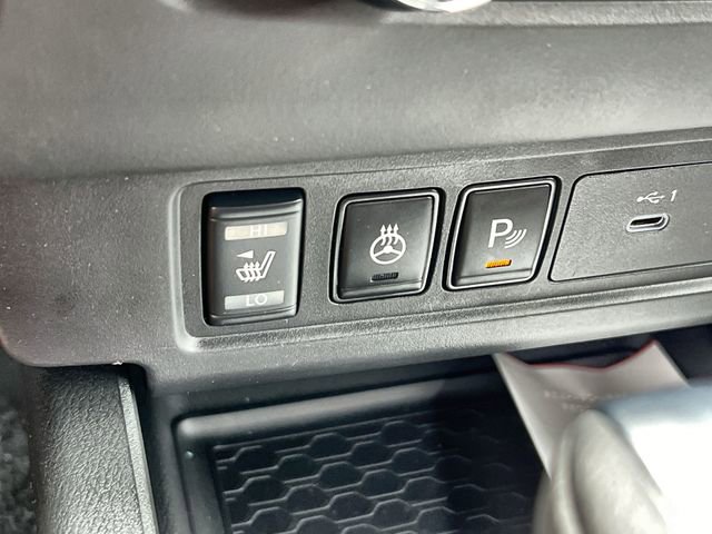 Certified 2024 Nissan Frontier SV w/ Hardbody Edition image 13