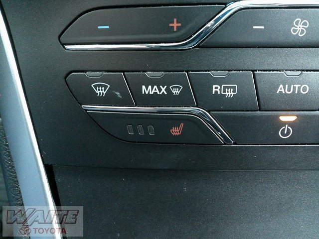 Used 2016 Ford Edge SEL w/ Equipment Group 201A image 17