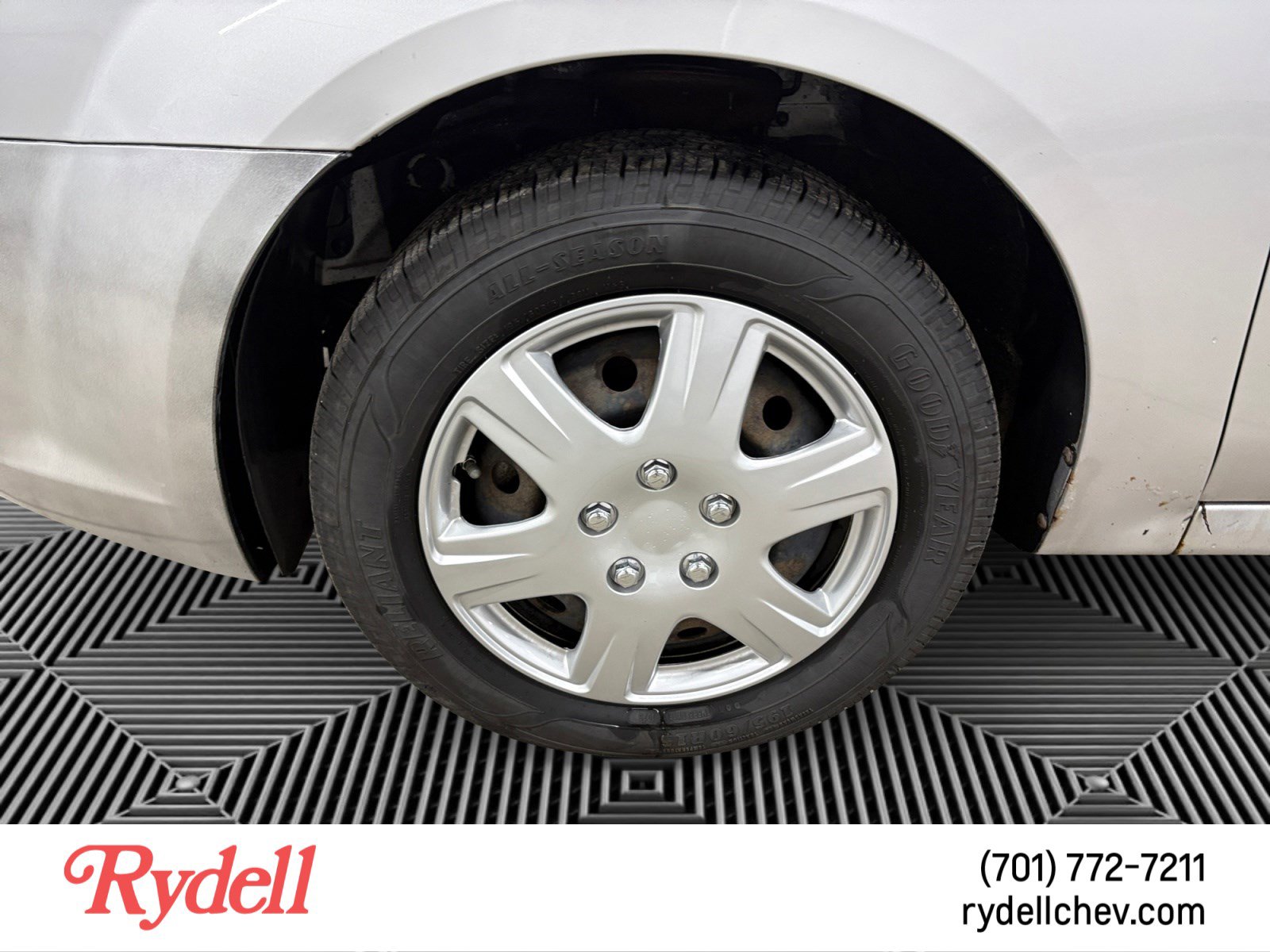 Used 2009 Kia Spectra LX FWD image 9