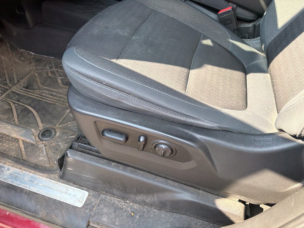 Used 2019 Chevrolet Silverado 1500 LT w/ All-Star Edition AWD/4WD image 6