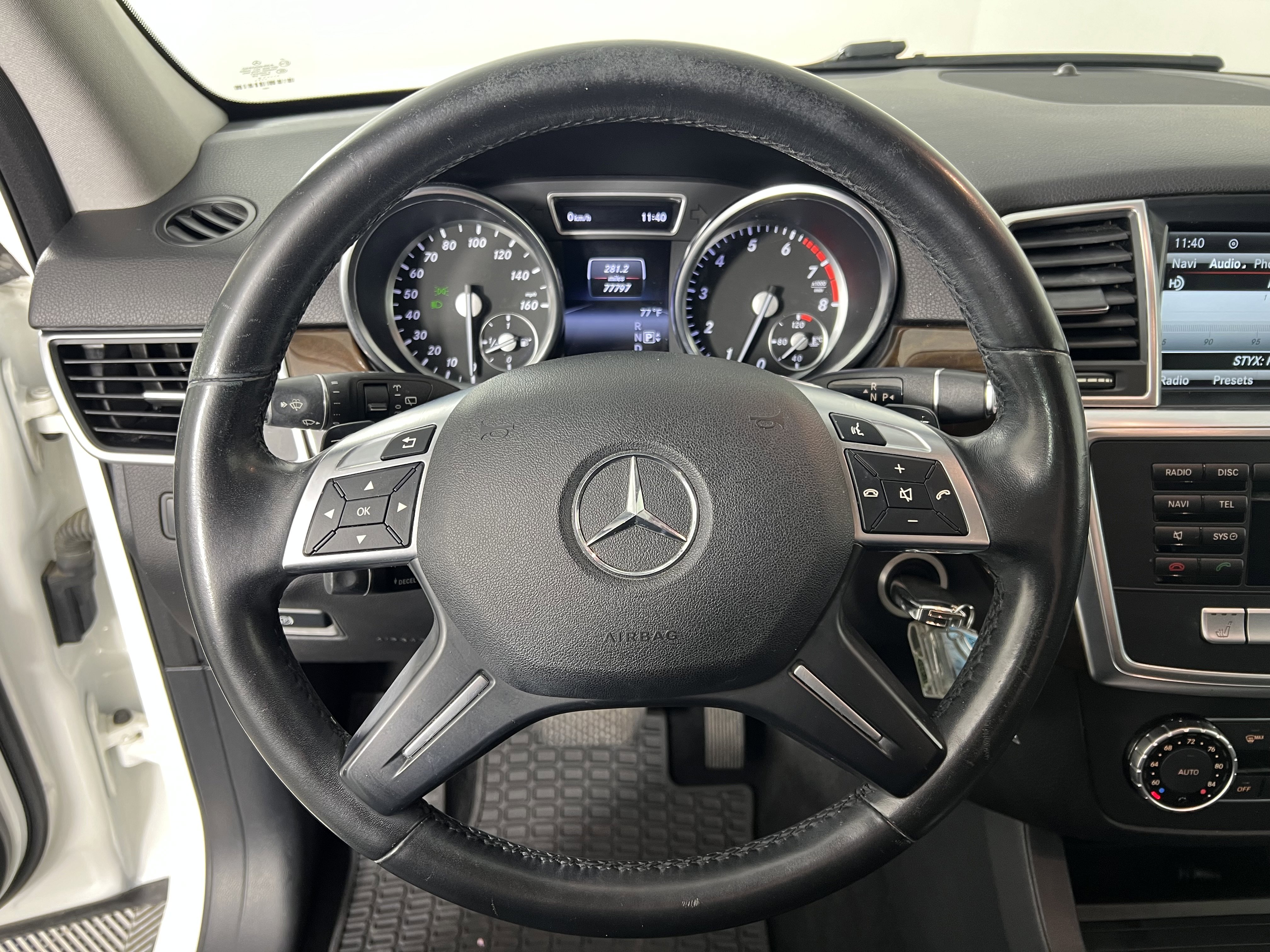 Used 2015 Mercedes-Benz ML 350 4MATIC image 27