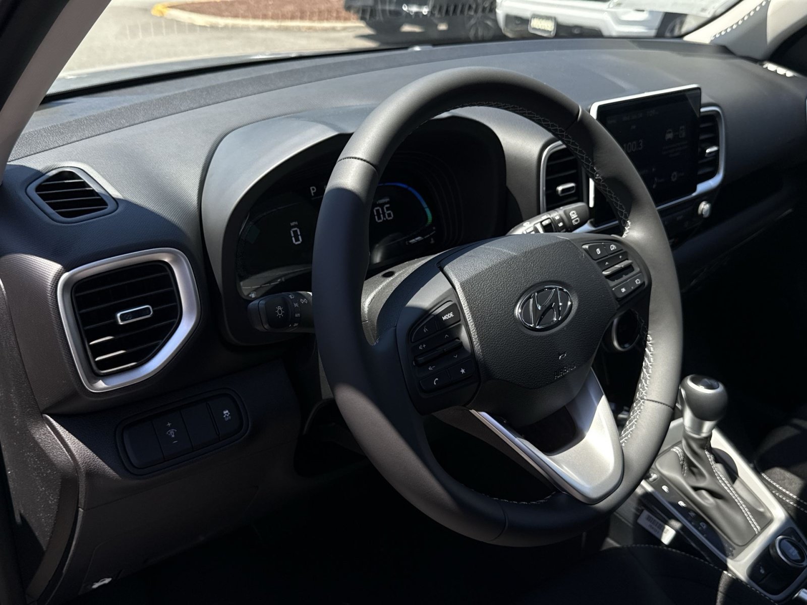 New 2026 Hyundai Venue SEL FWD image 16