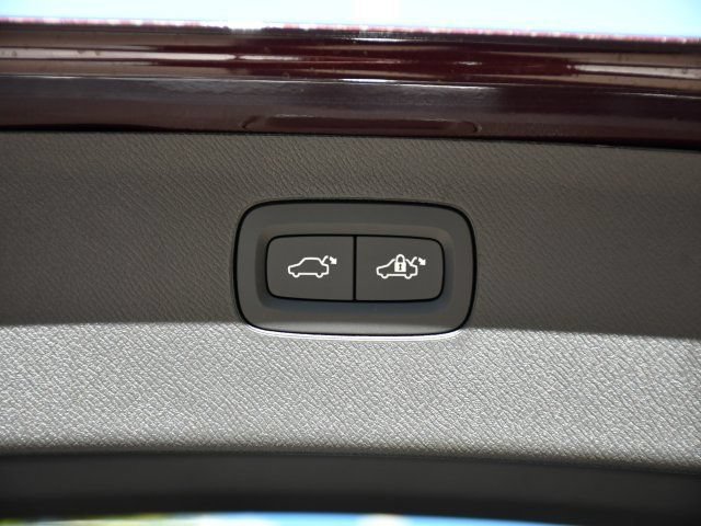 New 2026 Volvo XC90 B5 Core w/ Protection Package Premier AWD/4WD image 28