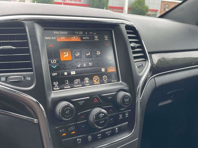 Used 2017 Jeep Grand Cherokee Trailhawk AWD/4WD image 30