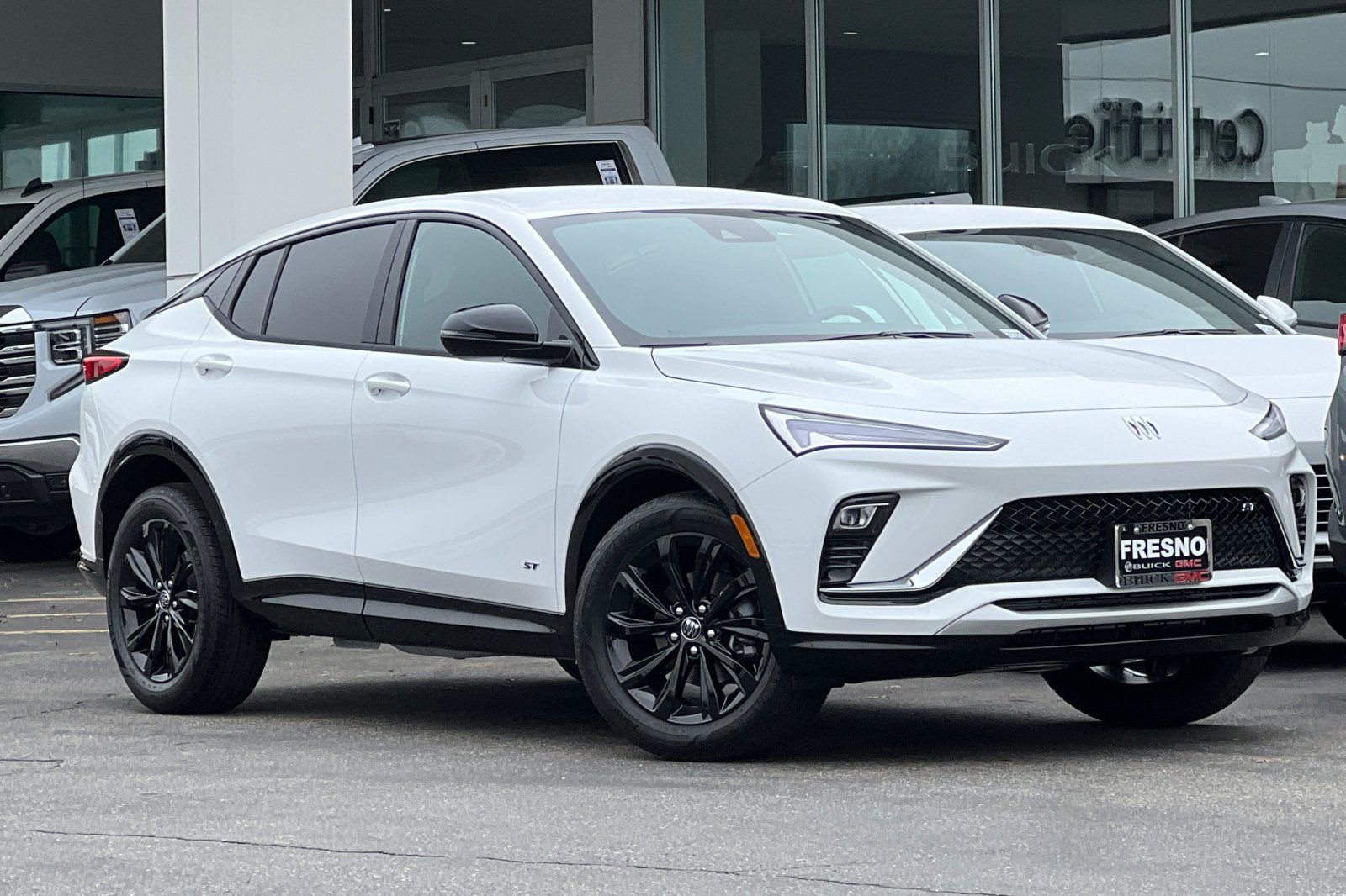 New 2026 Buick Envista Sport Touring w/ Advanced Safety Package image 2