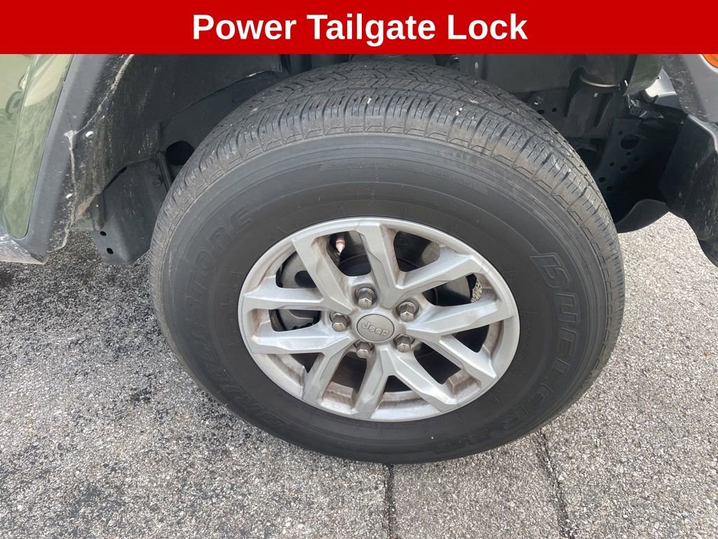 Used 2023 Jeep Gladiator Sport image 14