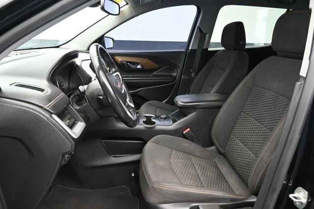 Used 2020 GMC Terrain SLE FWD image 25