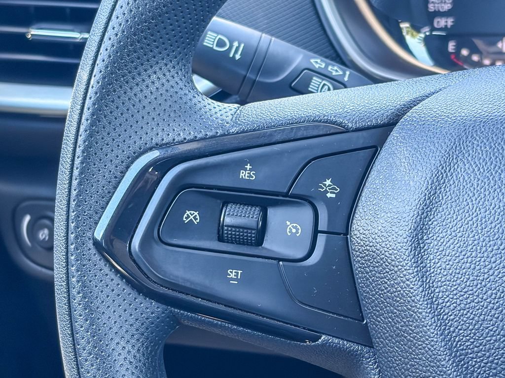 Used 2023 Chevrolet TrailBlazer LS FWD image 19