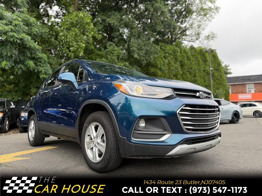 Used 2020 Chevrolet Trax LT w/ Driver Confidence Package AWD/4WD image 8
