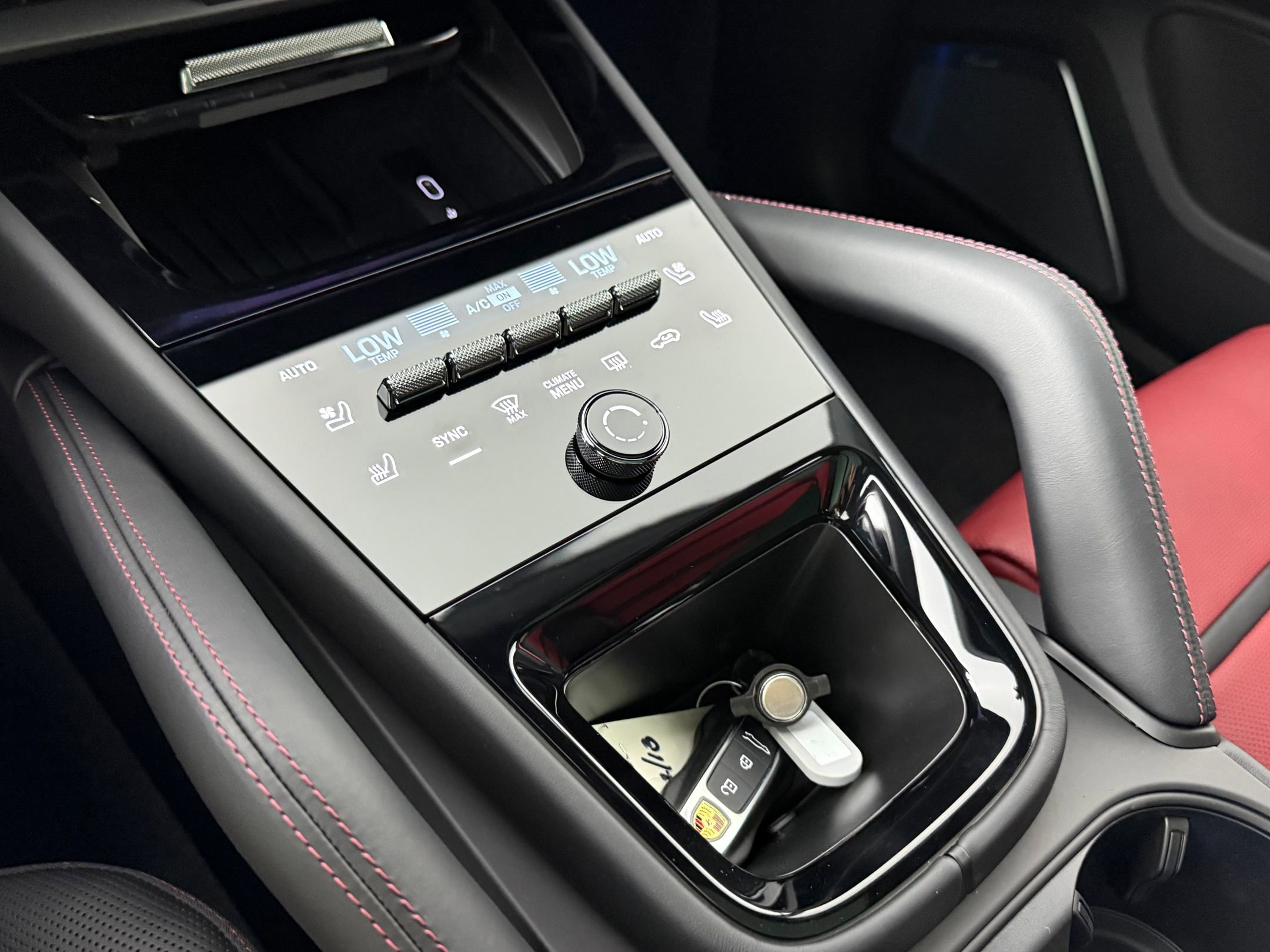 New 2026 Porsche Cayenne GTS image 22