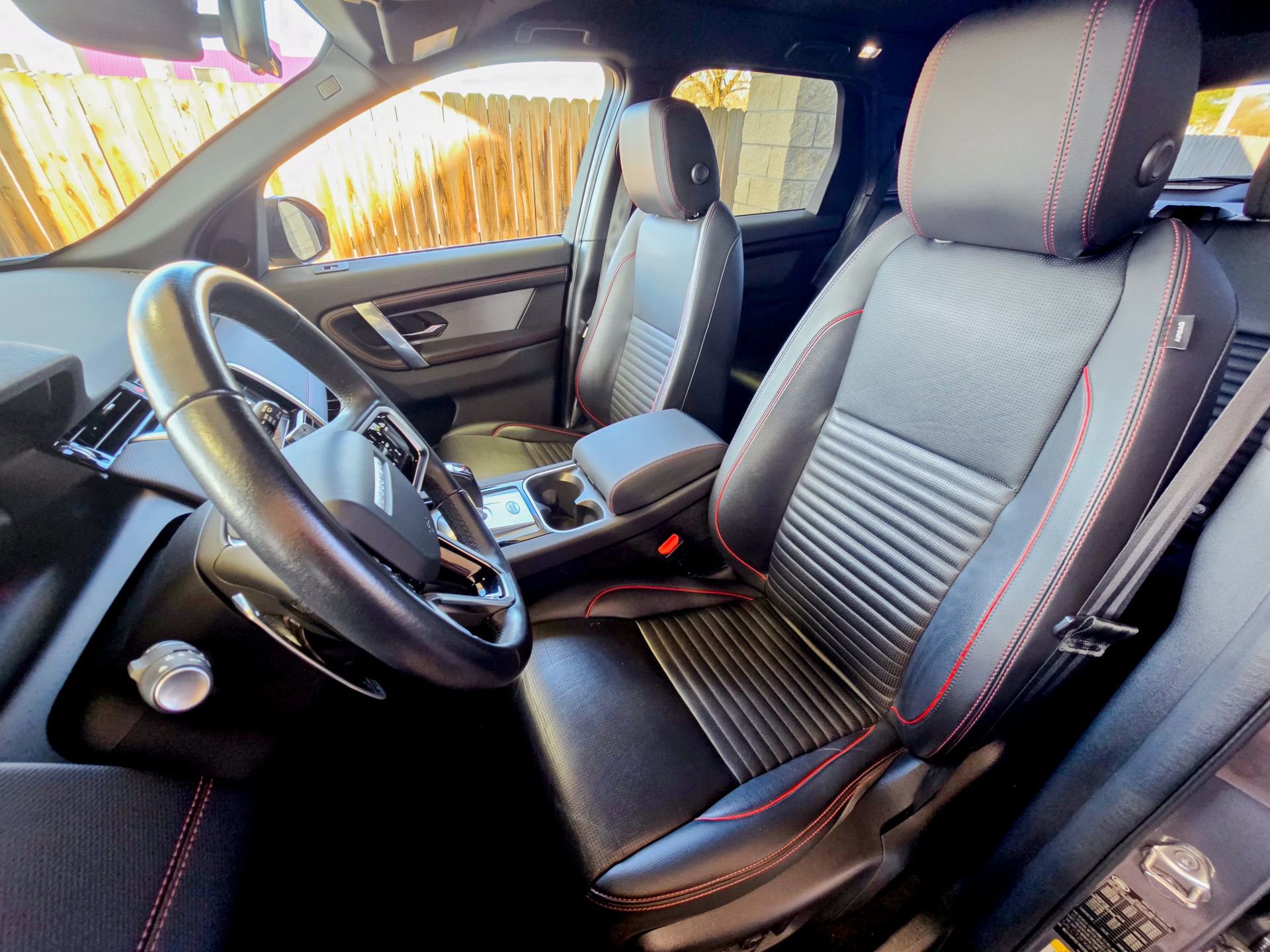 Used 2023 Land Rover Discovery Sport S R-Dynamic image 25