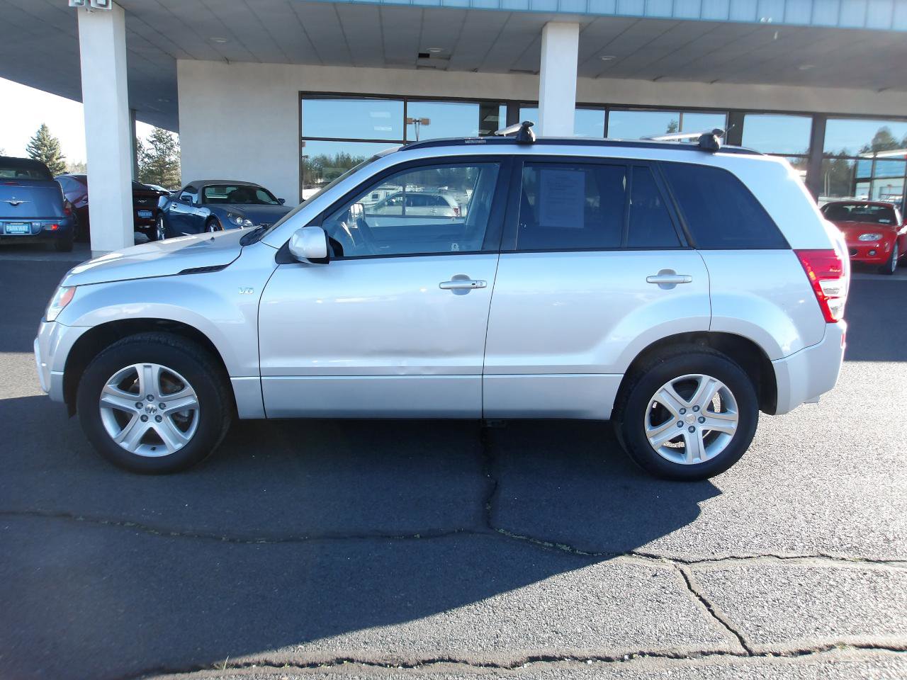 Used 2006 Suzuki Grand Vitara Luxury image 2