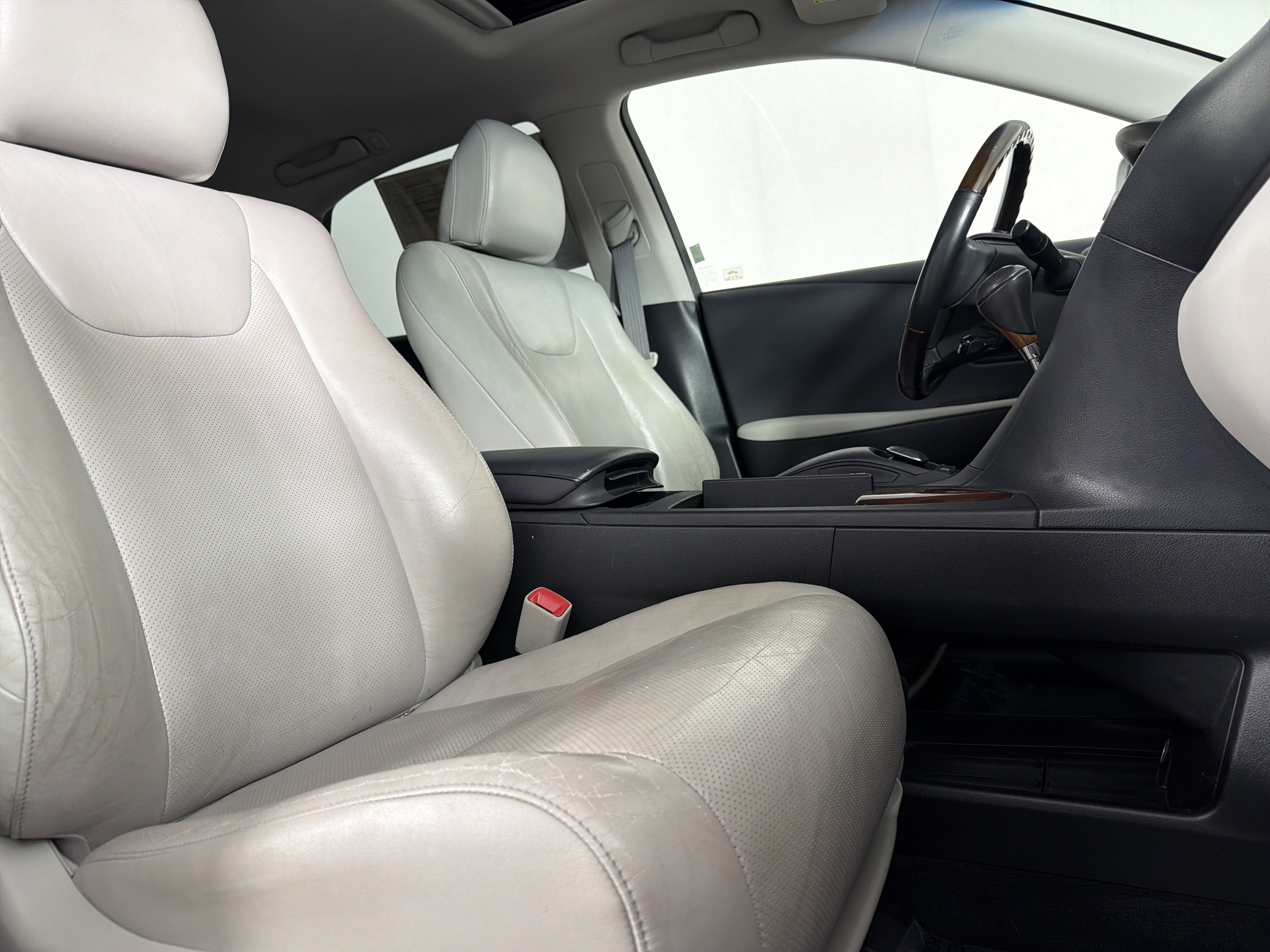 Used 2011 Lexus RX 450h AWD w/ Premium Pkg image 30