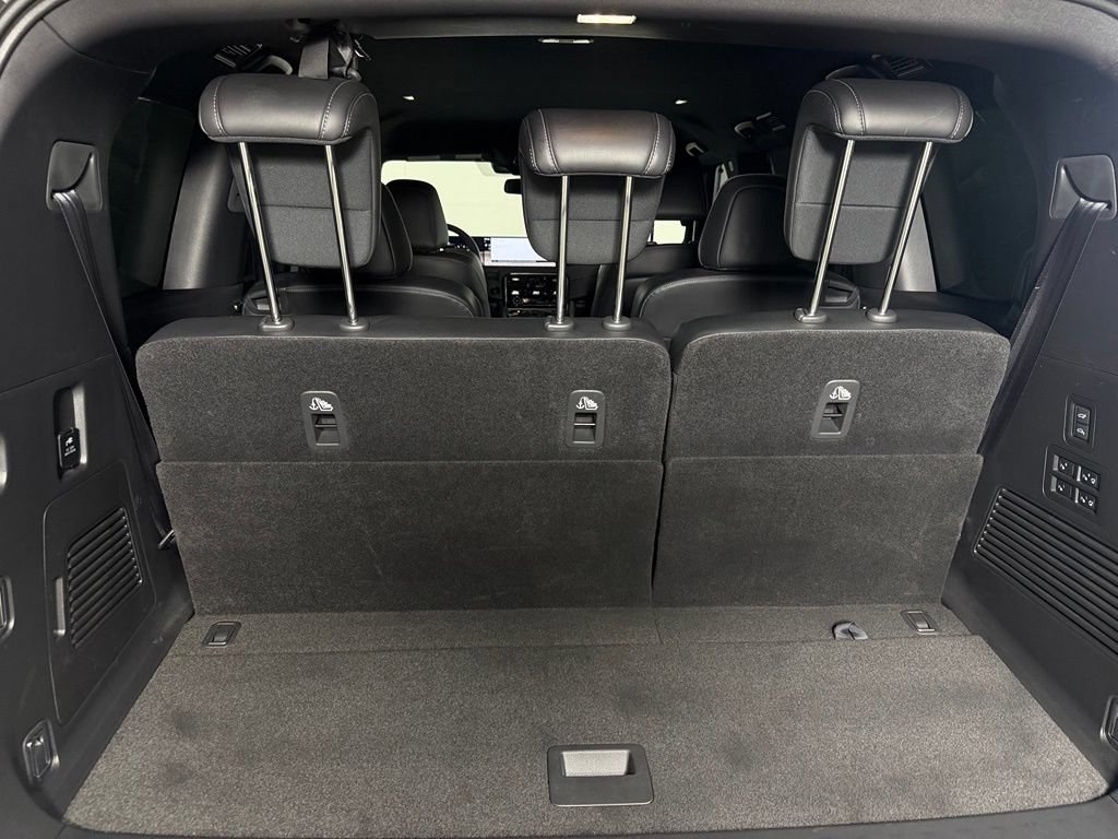 Used 2026 Nissan Armada PRO-4X w/ Captain's Chari Seat Package AWD/4WD image 28