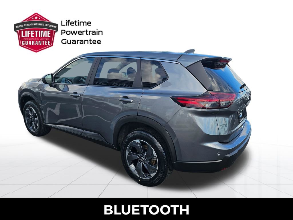Used 2025 Nissan Rogue SV image 4