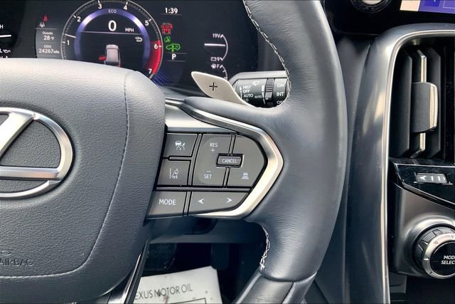 Used 2023 Lexus LX 600 4WD w/ Appearance Package image 15