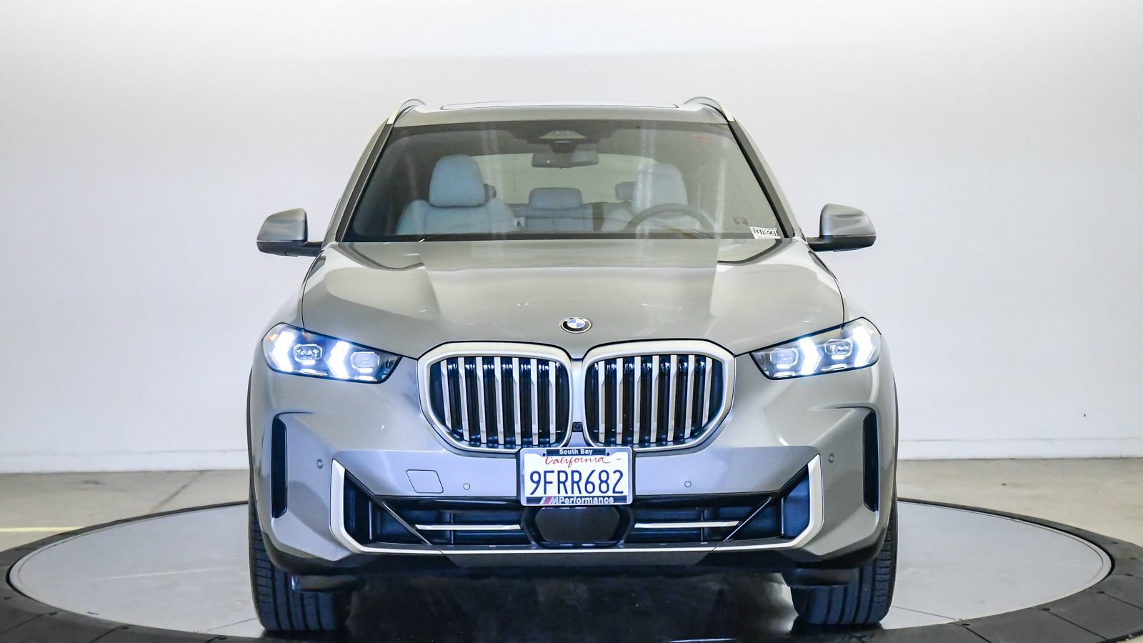 Certified 2024 BMW X5 xDrive40i w/ Premium Package AWD/4WD image 7
